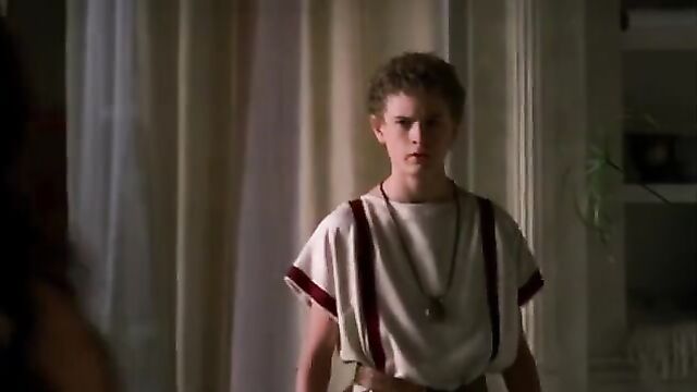 Atia and Octavian Mother and Son incest scene - 3 image