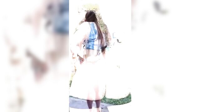 Sister's cosplay in a Lionel Messi uniform - 2 image