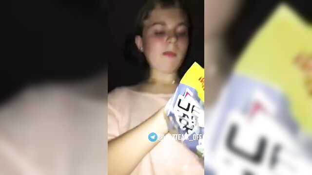 Daughter likes to suck daddy's dick before bed - 3 image