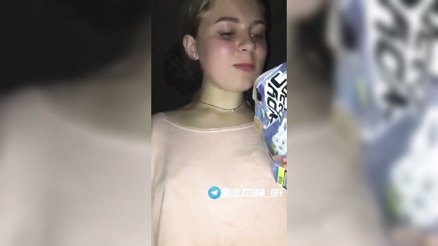 Daughter likes to suck daddy's dick before bed - 4 image