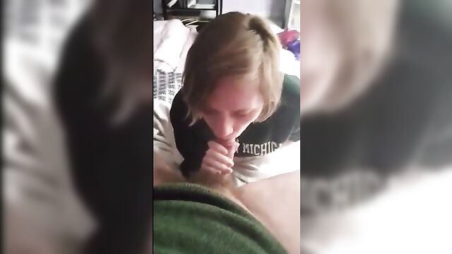 Cute daugher enjoys Daddy's dick homemade - 5 image