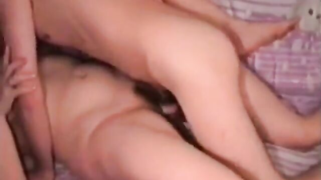 Real mom and son in classic incest homemade video - 5 image