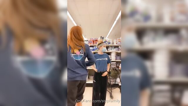 Daughter and Mom Flashing tits Onlyfans video Leaked - 4 image