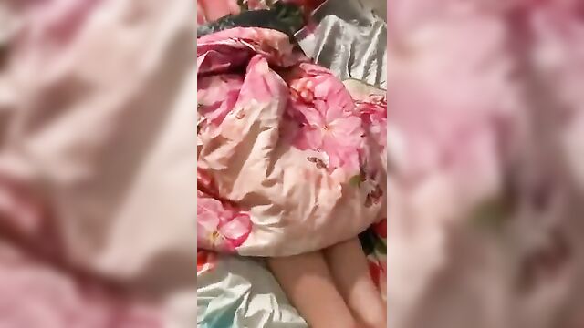 Daddy takes the cover off sleeping pretty daughter - 1 image