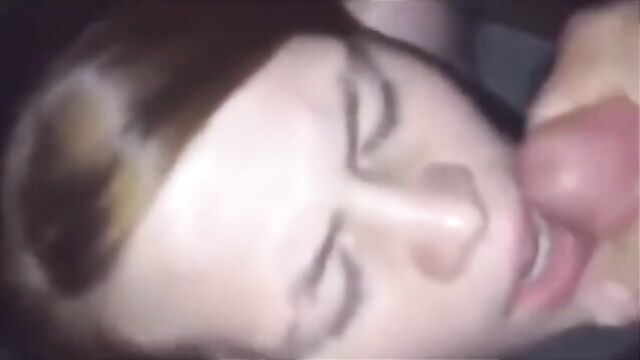 Sexy daughter BLOWJOB homemade - 5 image