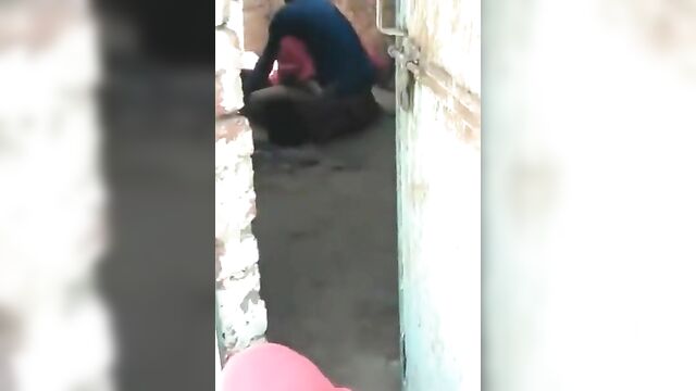 Watching her daughter getting fucked homemade - 4 image