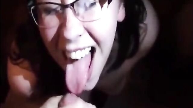 Facial cumshot for my pretty daughter