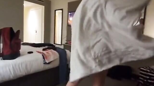 Mom asks her son dont cum in her pussy - 1 image