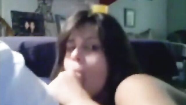 Sister sucking brother's cock homemade - 5 image