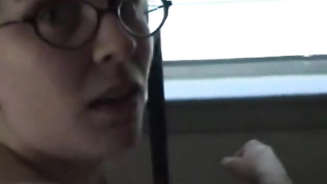 Vaginal and oral sex with nerdy daughter and her father - 5 image