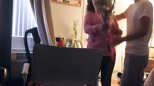 Son Pranking Mom Funny Video - 4 image