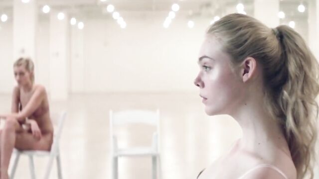 Elle Fanning Leaked Sex Tape Video & First Time Sex On Camera - 1 image