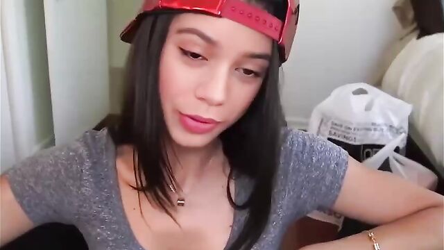 Jenna Ortega gives Deepthroat Blowjob Video Leaked - 1 image